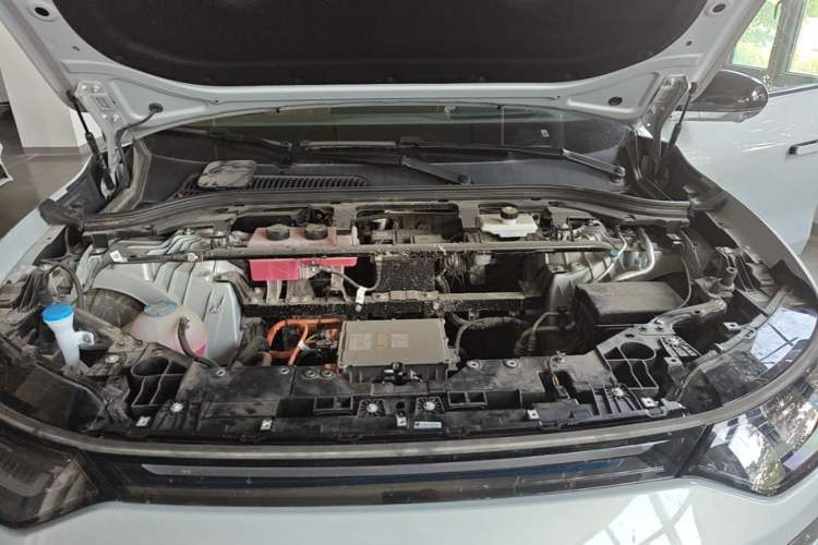 Used Leapmotor C11 2026 All-Electric 640 LiDAR Prestige Edition Engine Bay