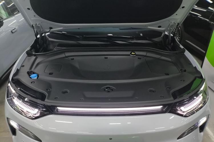 Used Leapmotor C11 2026 All-Electric 640 LiDAR Prestige Edition Engine Bay