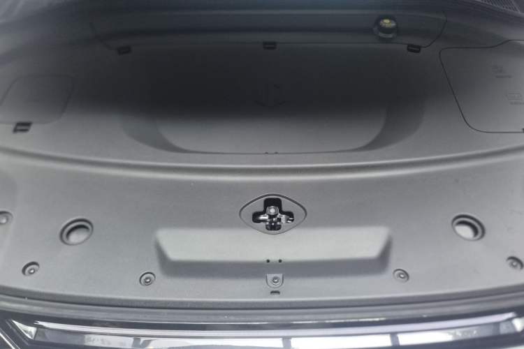 Used Leapmotor C11 2026 All-Electric 640 LiDAR Edition Engine Bay