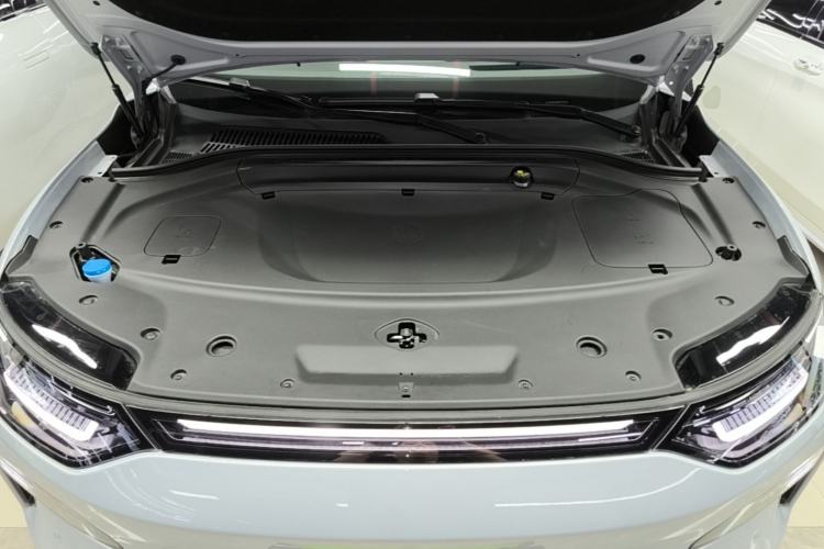 Used Leapmotor C11 2026 All-Electric 640 LiDAR Prestige Edition Engine Bay