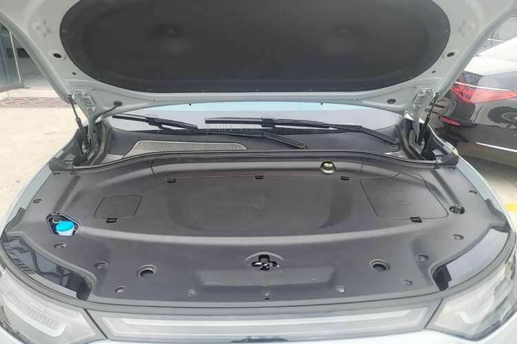 Used Leapmotor C11 2026 All-Electric 640 LiDAR Edition Engine Bay