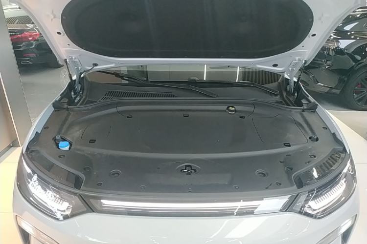 Used Leapmotor C11 2026 All-Electric 640 LiDAR Prestige Edition Engine Bay