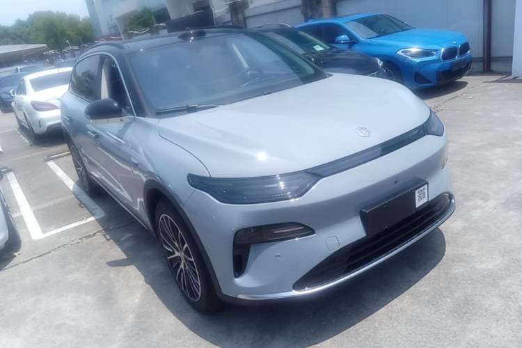 Used Leapmotor C11 2026 Range-Extended 300 LiDAR Prestige Edition Exterior 1