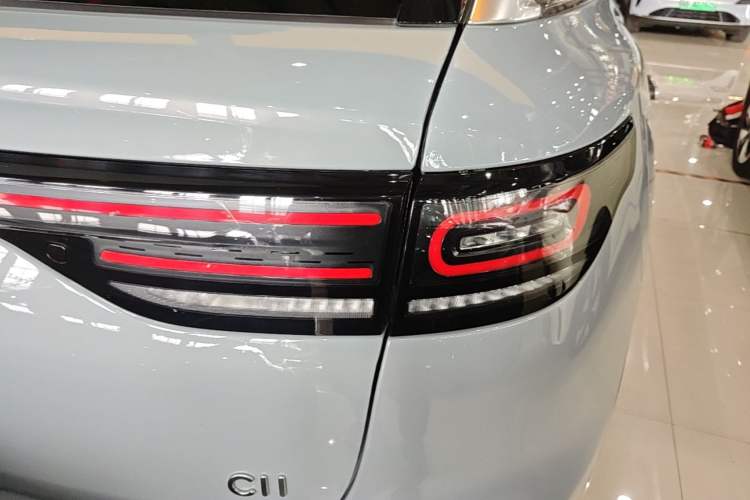 Used Leapmotor C11 2026 All-Electric 640 LiDAR Prestige Edition Exterior 3