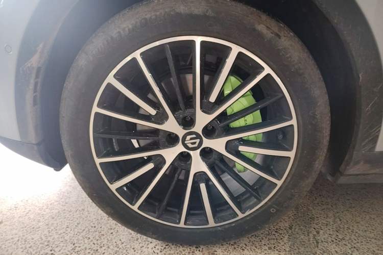 Used Leapmotor C11 2026 All-Electric 640 LiDAR Prestige Edition Exterior 4
