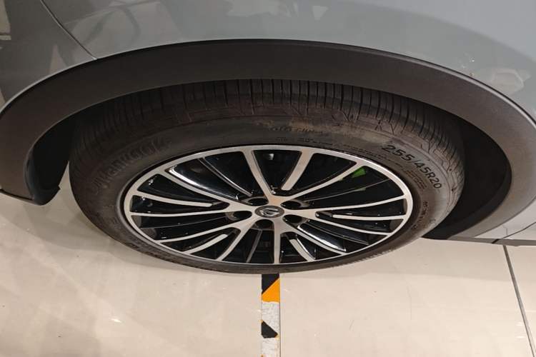 Used Leapmotor C11 2026 All-Electric 640 LiDAR Prestige Edition Exterior 4
