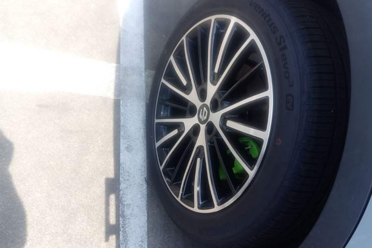 Used Leapmotor C11 2026 Range-Extended 300 LiDAR Prestige Edition Exterior 5