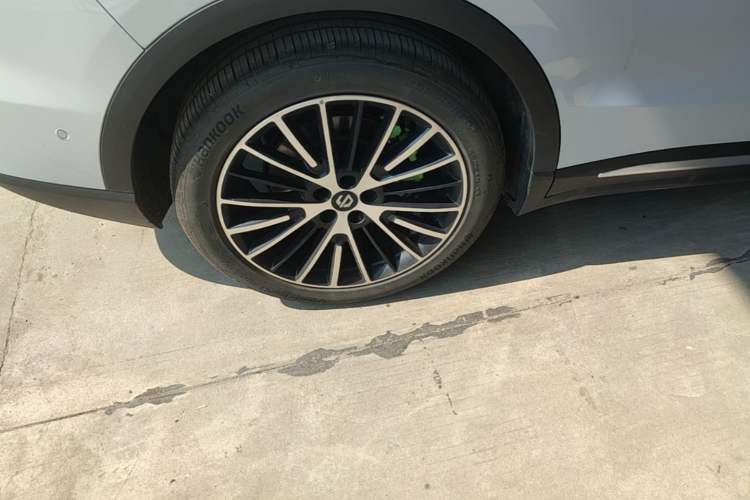 Used Leapmotor C11 2026 All-Electric 640 LiDAR Prestige Edition Exterior 5