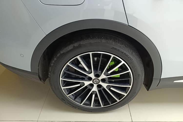 Used Leapmotor C11 2026 All-Electric 640 LiDAR Prestige Edition Exterior 5