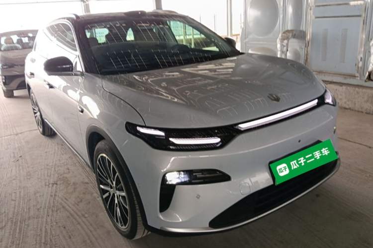 Used Leapmotor C11 2026 All-Electric 640 LiDAR Prestige Edition Front Right 45 Deg