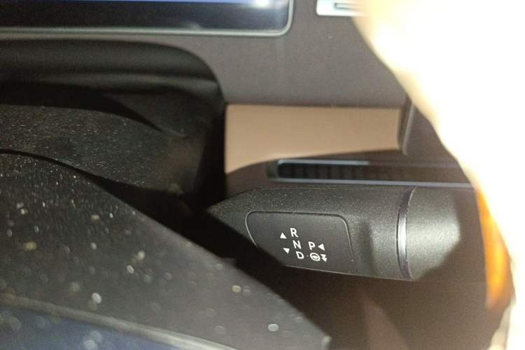Used Leapmotor C11 2026 All-Electric 640 LiDAR Edition Gear Lever