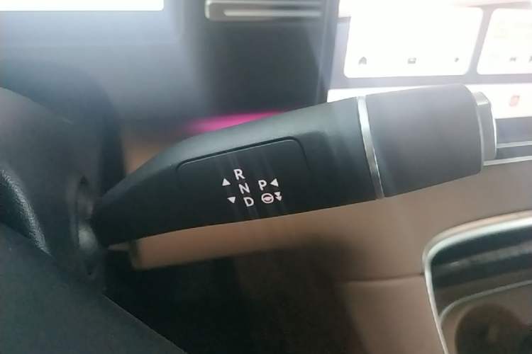Used Leapmotor C11 2026 All-Electric 640 LiDAR Prestige Edition Gear Lever
