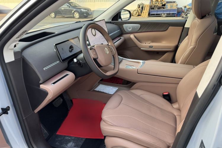 Used Leapmotor C11 2026 All-Electric 640 LiDAR Prestige Edition Interior 3