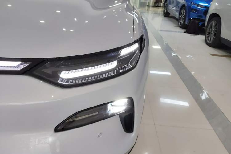 Used Leapmotor C11 2026 All-Electric 640 LiDAR Prestige Edition Left Front Headlight