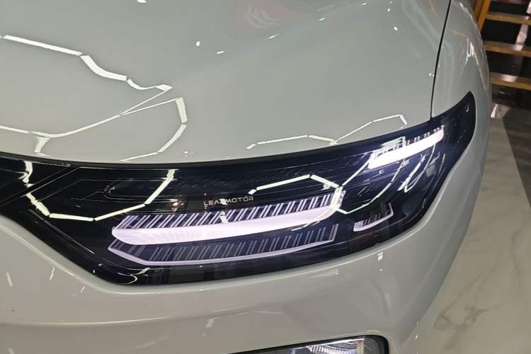 Used Leapmotor C11 2026 All-Electric 640 LiDAR Prestige Edition Left Front Headlight