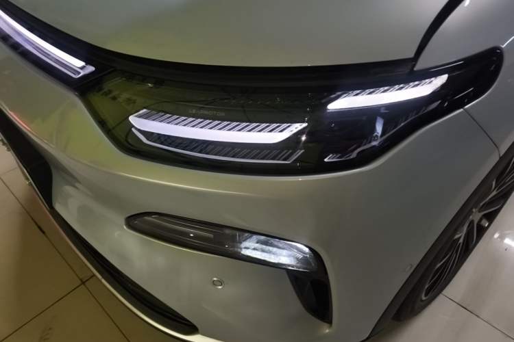 Used Leapmotor C11 2026 All-Electric 640 LiDAR Prestige Edition Left Front Headlight