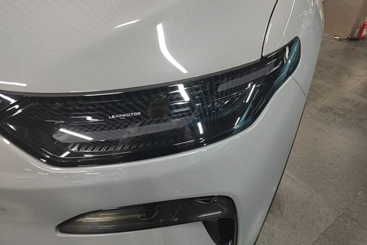Used Leapmotor C11 2026 All-Electric 640 LiDAR Prestige Edition Left Front Headlight