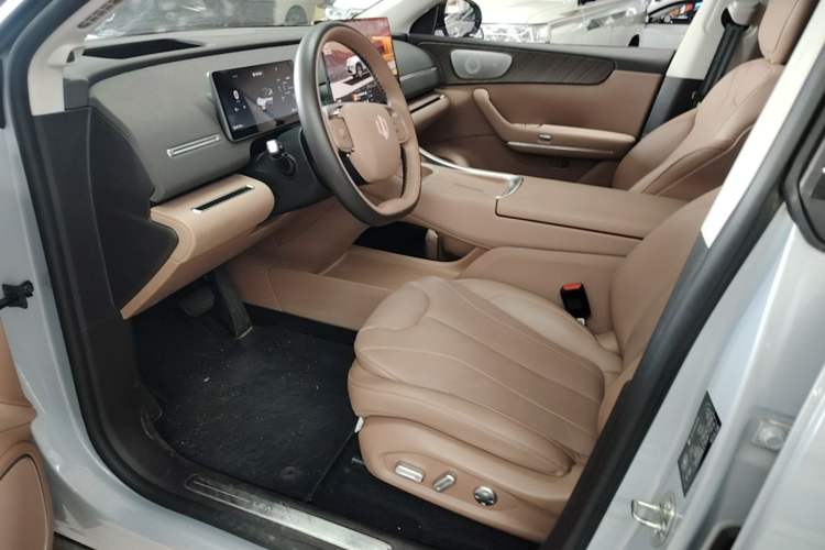Used Leapmotor C11 2026 All-Electric 640 LiDAR Prestige Edition Left Front Seat