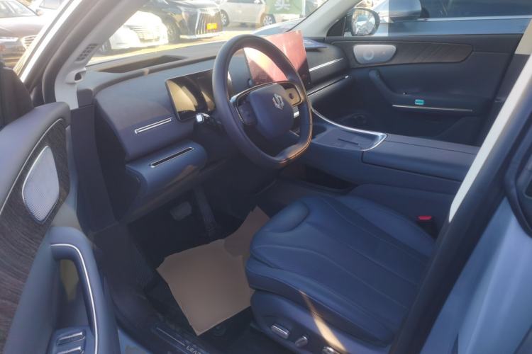 Used Leapmotor C11 2026 All-Electric 640 LiDAR Prestige Edition Left Front Seat