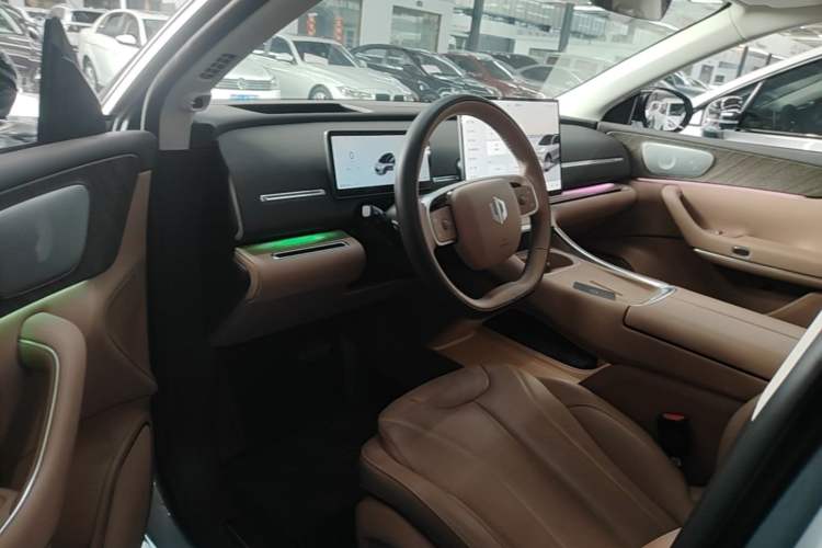 Used Leapmotor C11 2026 All-Electric 640 LiDAR Prestige Edition Left Front Seat