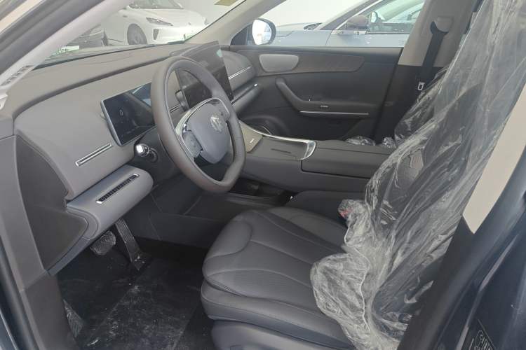 Used Leapmotor C11 2026 Range-Extended 300 LiDAR Edition Left Front Seat