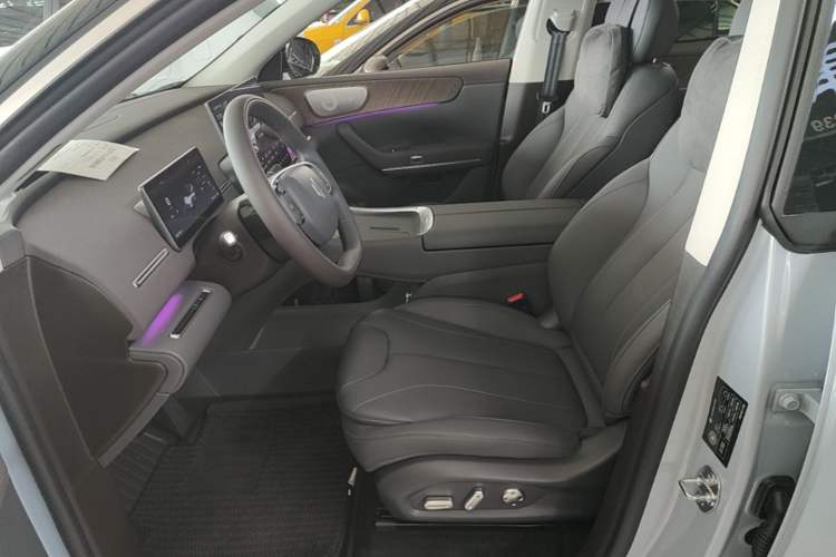 Used Leapmotor C11 2026 All-Electric 640 LiDAR Prestige Edition Left Front Seat