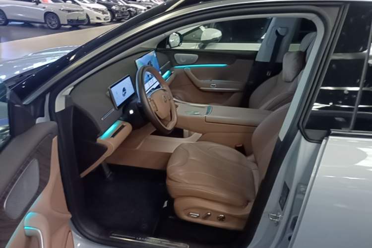Used Leapmotor C11 2026 All-Electric 640 LiDAR Prestige Edition Left Front Seat