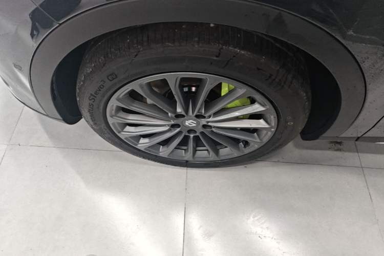 Used Leapmotor C11 2026 All-Electric 640 LiDAR Prestige Edition Left Front Wheel Hub