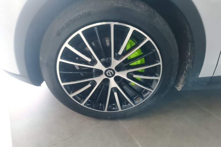 Used Leapmotor C11 2026 All-Electric 640 LiDAR Prestige Edition Left Front Wheel Hub