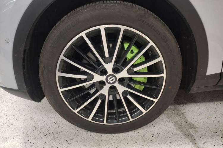 Used Leapmotor C11 2026 All-Electric 640 LiDAR Prestige Edition Left Front Wheel Hub