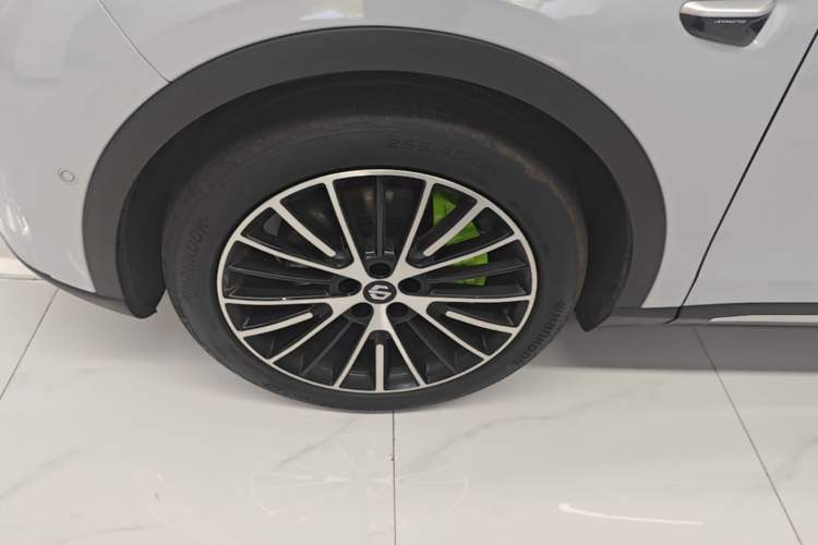 Used Leapmotor C11 2026 All-Electric 640 LiDAR Prestige Edition Left Front Wheel Hub