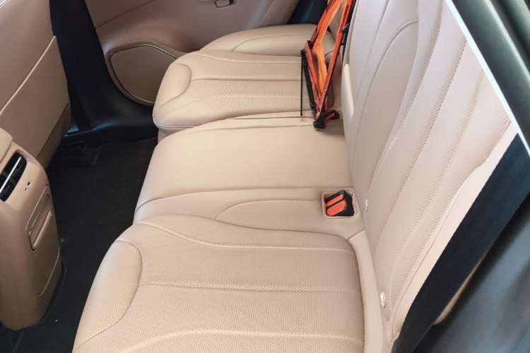 Used Leapmotor C11 2026 All-Electric 640 LiDAR Edition Left Rear Seat