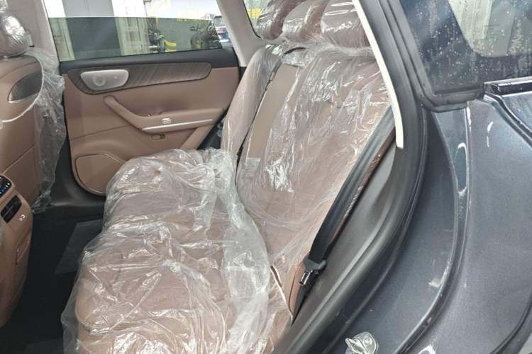 Used Leapmotor C11 2026 All-Electric 640 LiDAR Prestige Edition Left Rear Seat
