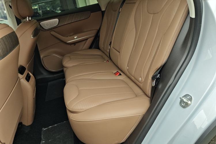 Used Leapmotor C11 2026 All-Electric 640 LiDAR Prestige Edition Left Rear Seat