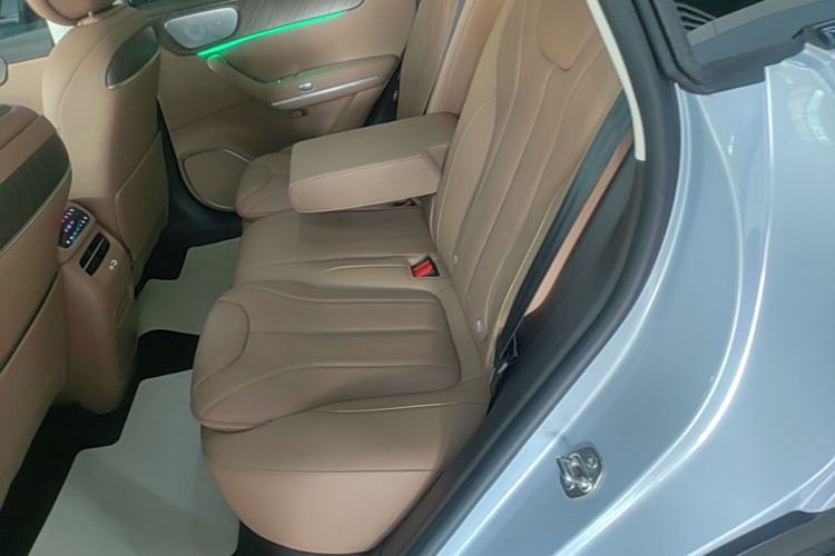 Used Leapmotor C11 2026 All-Electric 640 LiDAR Prestige Edition Left Rear Seat