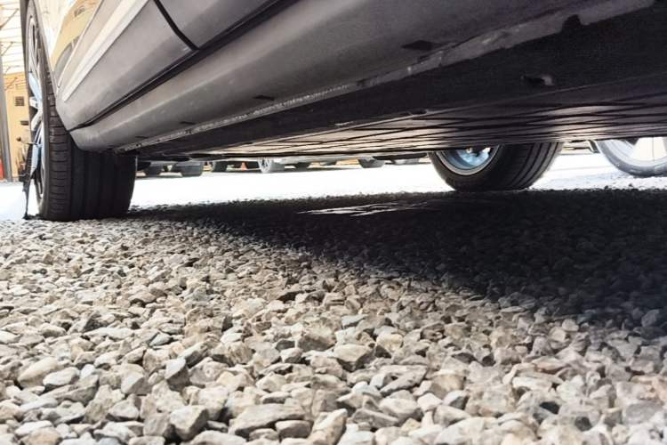 Used Leapmotor C11 2026 All-Electric 640 LiDAR Edition Left Side Sill