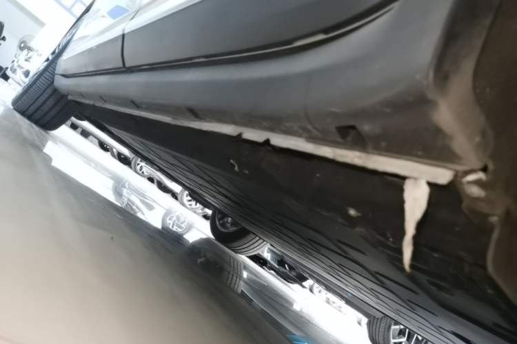 Used Leapmotor C11 2026 All-Electric 640 LiDAR Prestige Edition Left Side Sill
