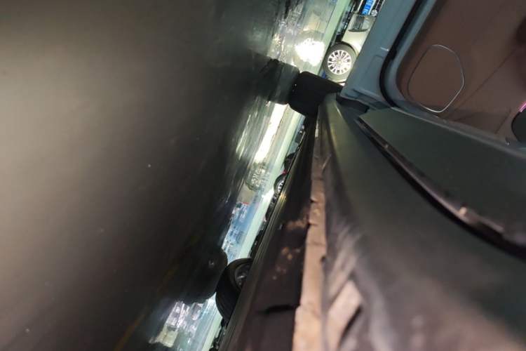 Used Leapmotor C11 2026 All-Electric 640 LiDAR Prestige Edition Left Side Sill