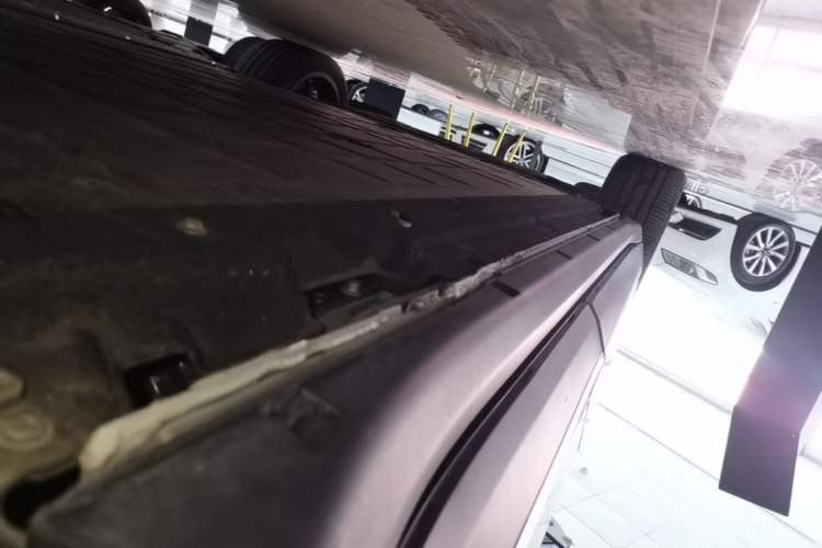 Used Leapmotor C11 2026 All-Electric 640 LiDAR Prestige Edition Left Side Sill