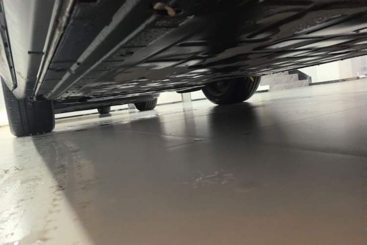 Used Leapmotor C11 2026 All-Electric 640 LiDAR Prestige Edition Left Side Sill