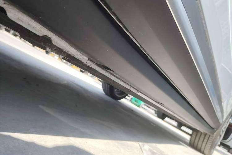 Used Leapmotor C11 2026 All-Electric 640 LiDAR Edition Left Side Sill