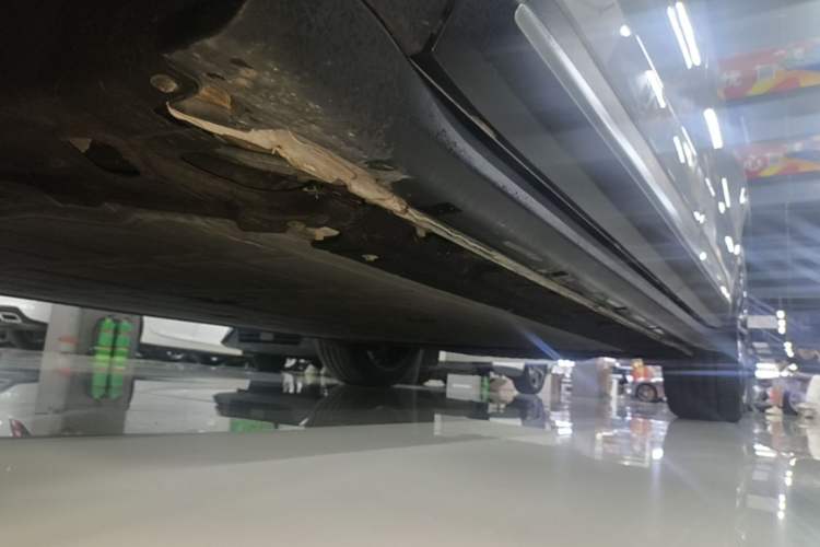 Used Leapmotor C11 2026 All-Electric 640 LiDAR Prestige Edition Left Side Sill