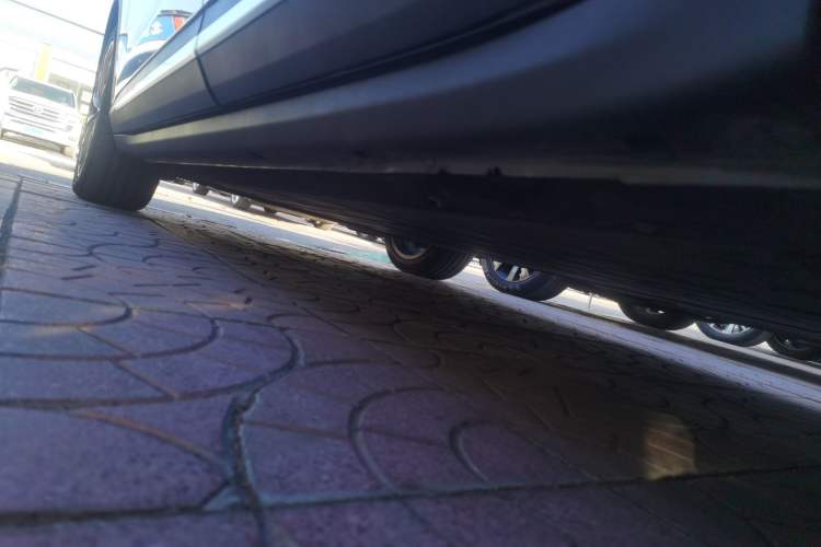 Used Leapmotor C11 2026 All-Electric 640 LiDAR Prestige Edition Left Side Sill