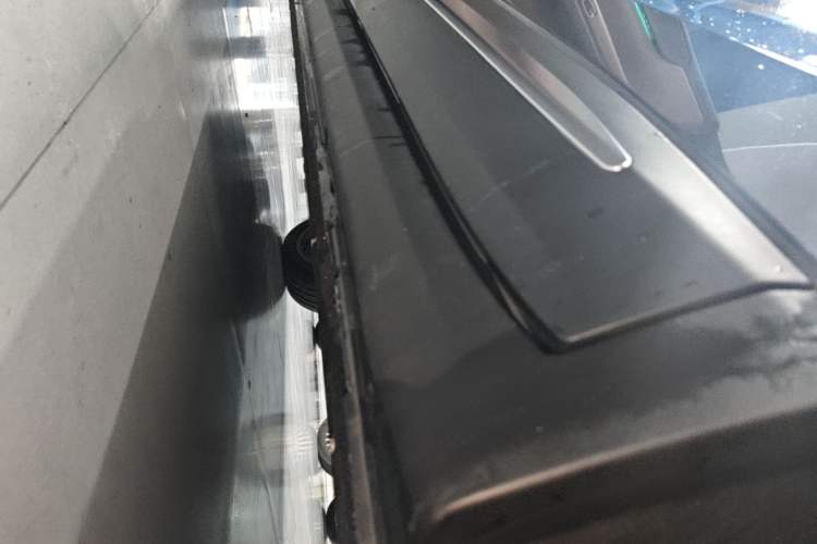 Used Leapmotor C11 2026 All-Electric 640 LiDAR Prestige Edition Left Side Sill