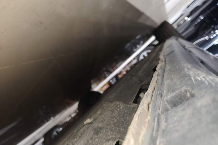 Used Leapmotor C11 2026 All-Electric 640 LiDAR Prestige Edition Left Side Sill