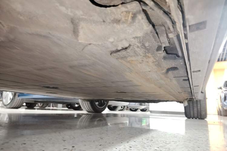 Used Leapmotor C11 2026 All-Electric 640 LiDAR Prestige Edition Left Side Sill