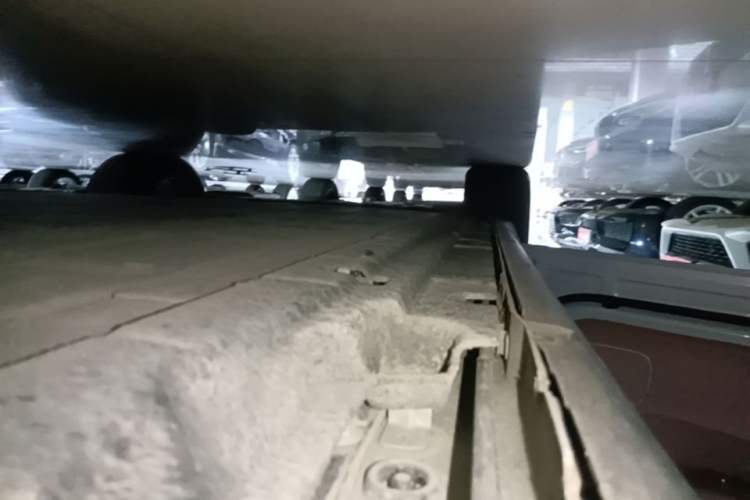 Used Leapmotor C11 2026 All-Electric 640 LiDAR Prestige Edition Left Side Sill