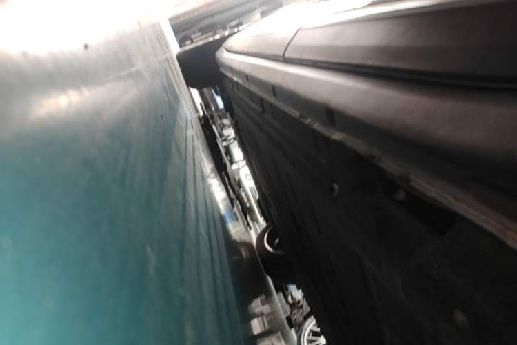 Used Leapmotor C11 2026 All-Electric 640 LiDAR Prestige Edition Left Side Sill