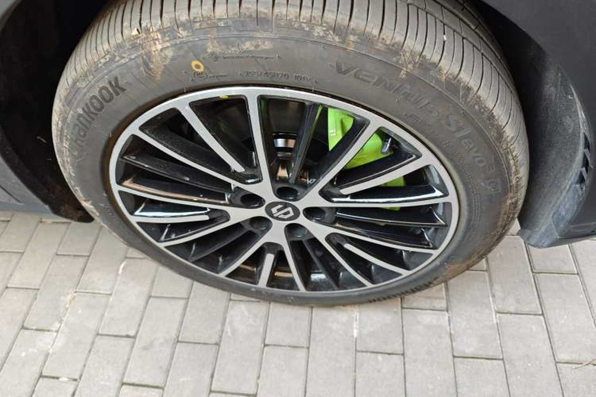 Used Leapmotor C11 2026 Range-Extended 300 LiDAR Prestige Edition Right Front Wheel Hub