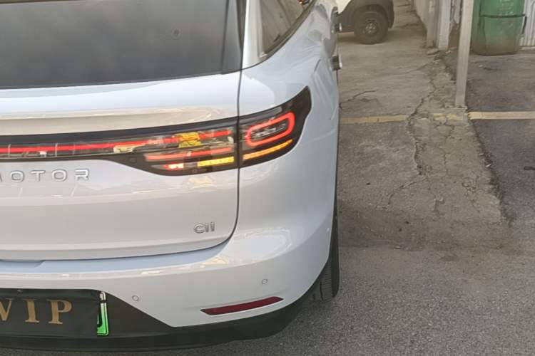 Used Leapmotor C11 2026 All-Electric 640 LiDAR Prestige Edition Right Rear Taillight